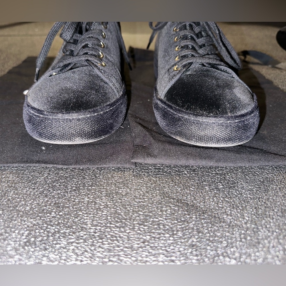 Authentic CHANEL Interlocking CC Logo Sneakers - Picture 3 of 10